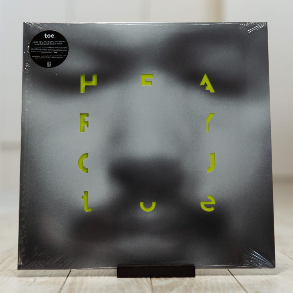 hear-you-toe-clear-yellow-black-white-vinyl